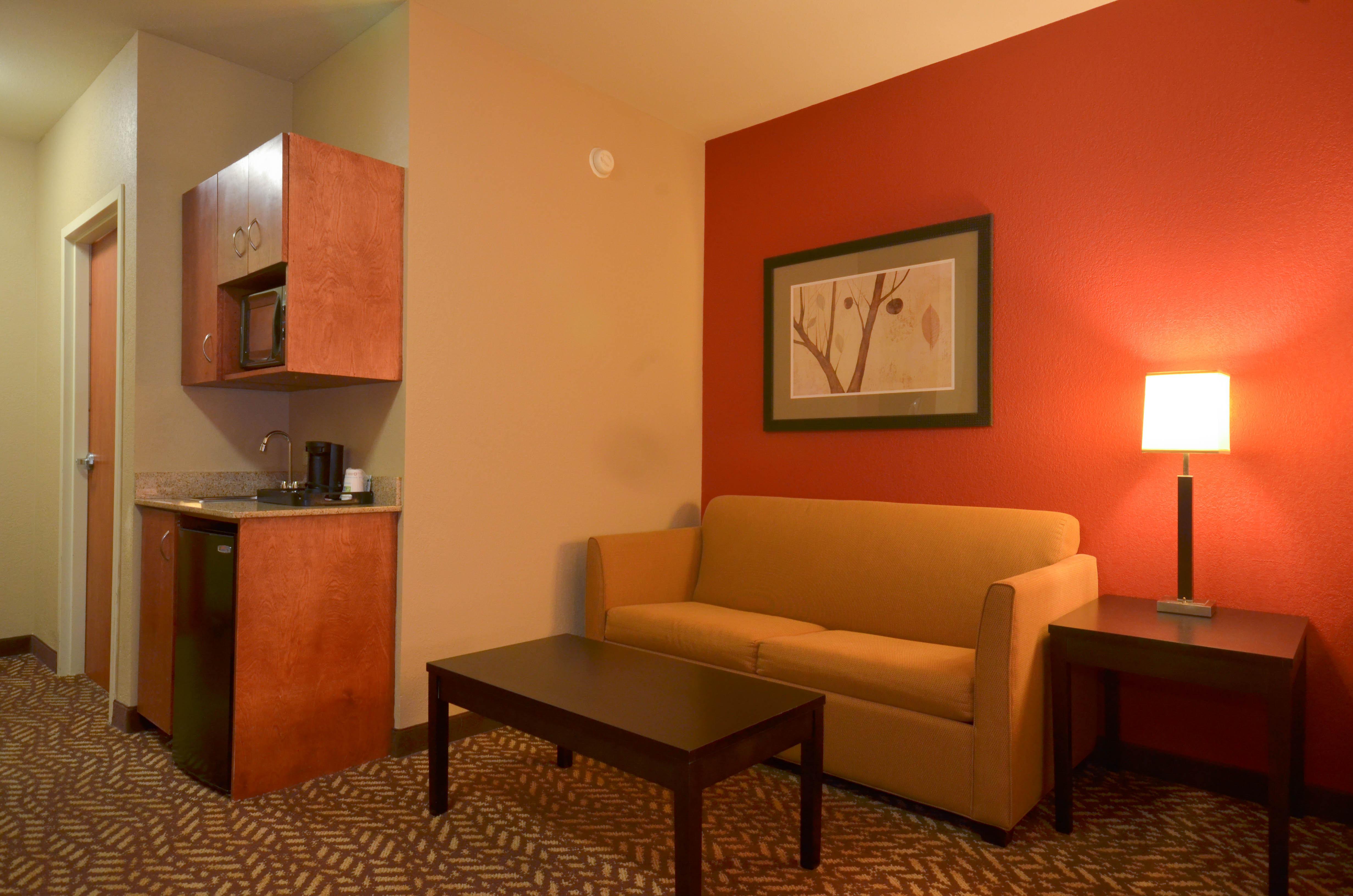 Holiday Inn Express & Suites Pine Bluff/Pines Mall By Ihg Экстерьер фото