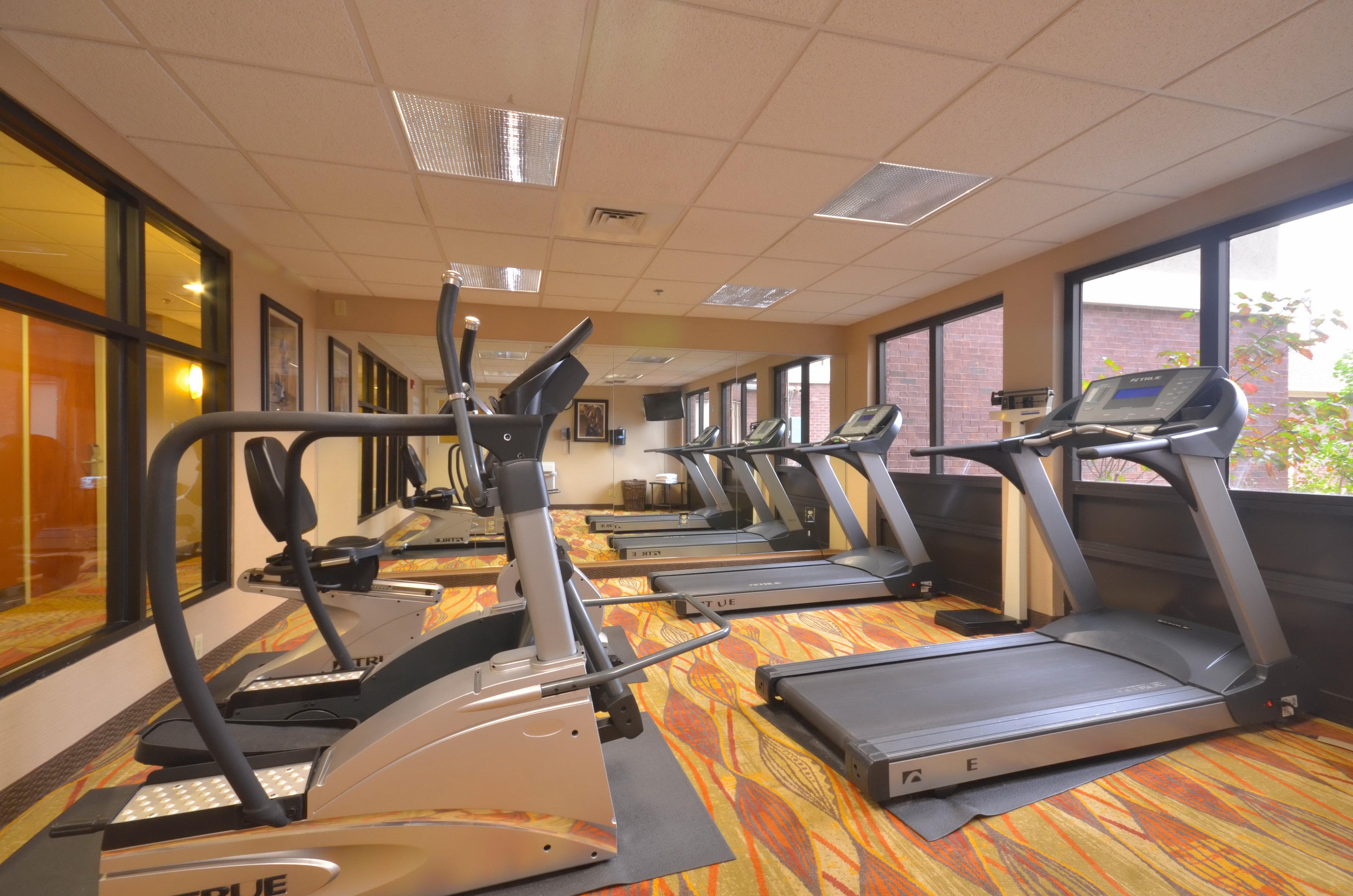 Holiday Inn Express & Suites Pine Bluff/Pines Mall By Ihg Экстерьер фото